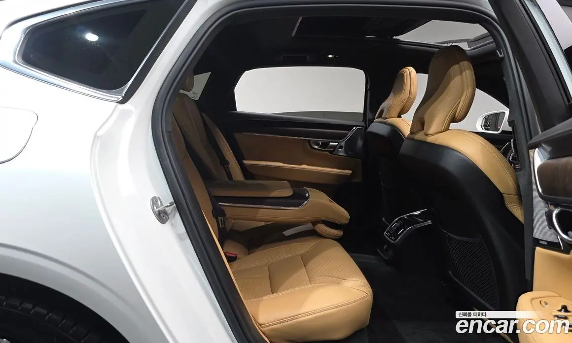 Volvo S90 2023 2.0 автомат (гидро), фото 17