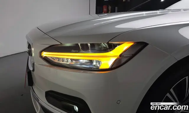 Volvo S90 2023 2.0 автомат (гидро), миниатюра 8