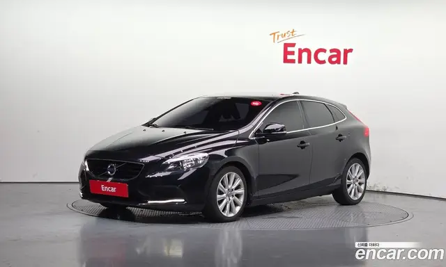 Volvo V40, 2014, 147 323 км