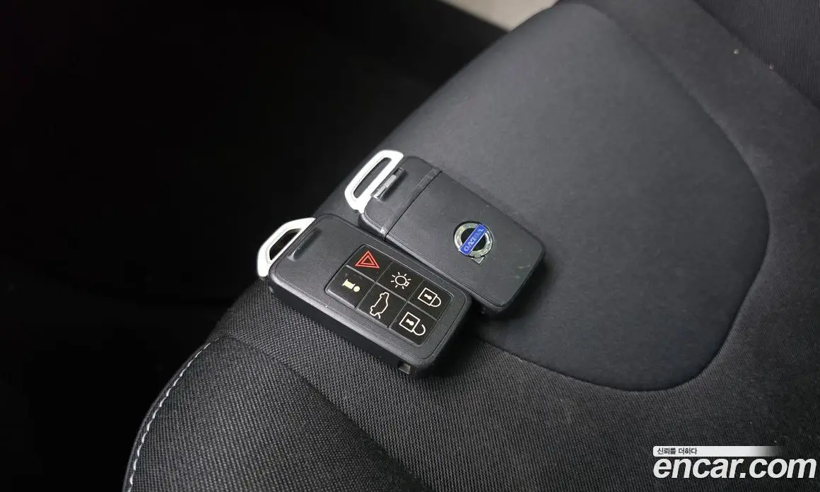 Volvo V40 2014 1.6 автомат (гидро), фото 15
