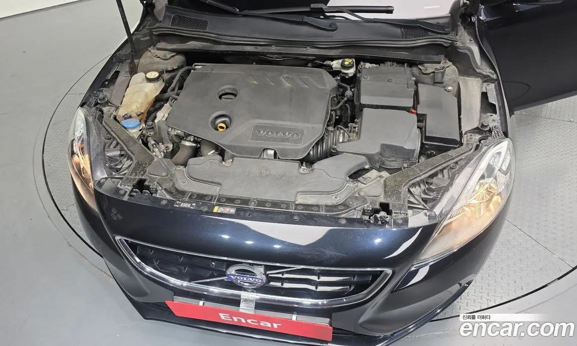 Volvo V40 2014 1.6 автомат (гидро), фото 6