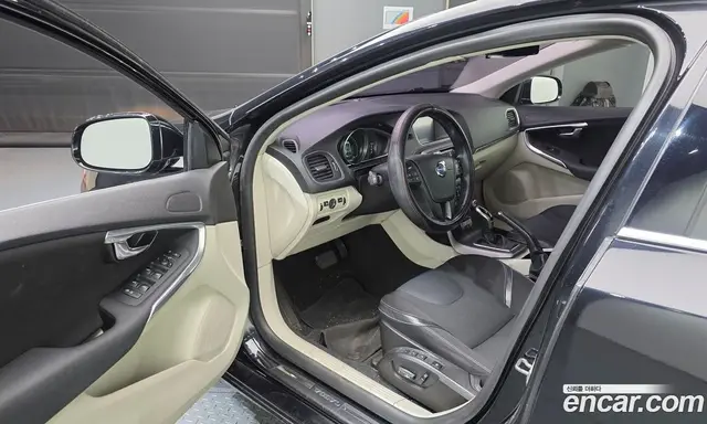 Volvo V40 2014 1.6 автомат (гидро), миниатюра 10