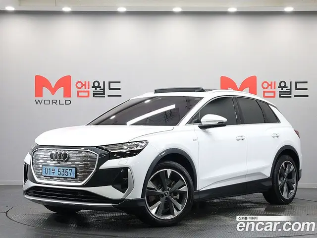 Audi Q4 e-tron, 2023, 69 800 км