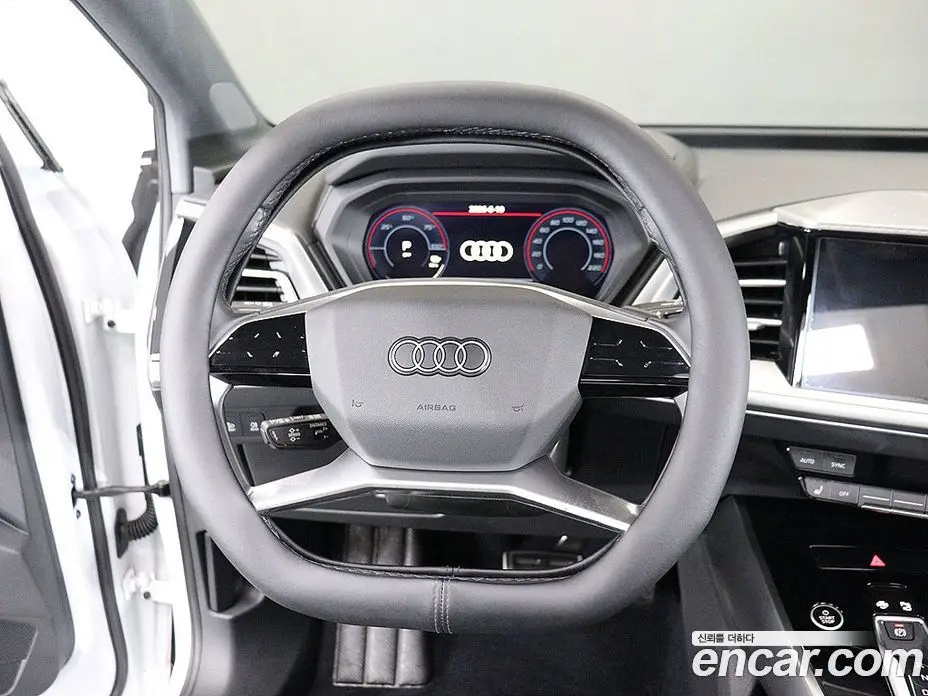 Audi Q4 e-tron 2023 1.0 автомат (гидро), фото 15