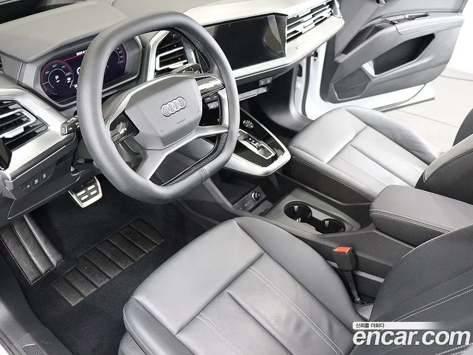 Audi Q4 e-tron 2023 1.0 автомат (гидро), фото 17