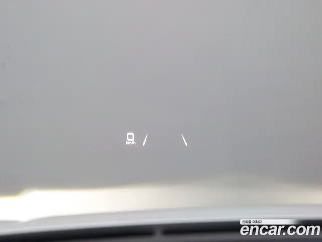 Audi Q4 e-tron 2023 1.0 автомат (гидро), миниатюра 7