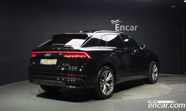 Audi Q8, 2022, 115 729 км