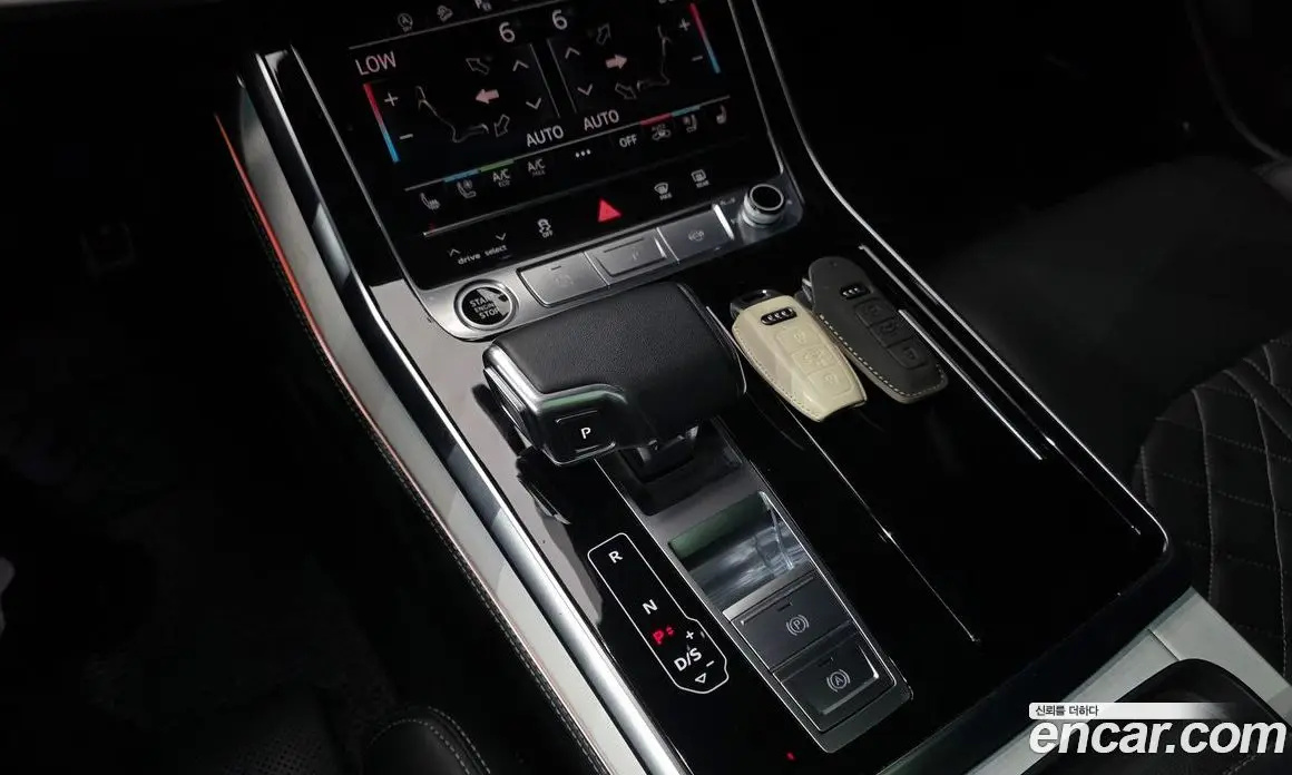 Audi Q8 2022 3.0 автомат (гидро), фото 11
