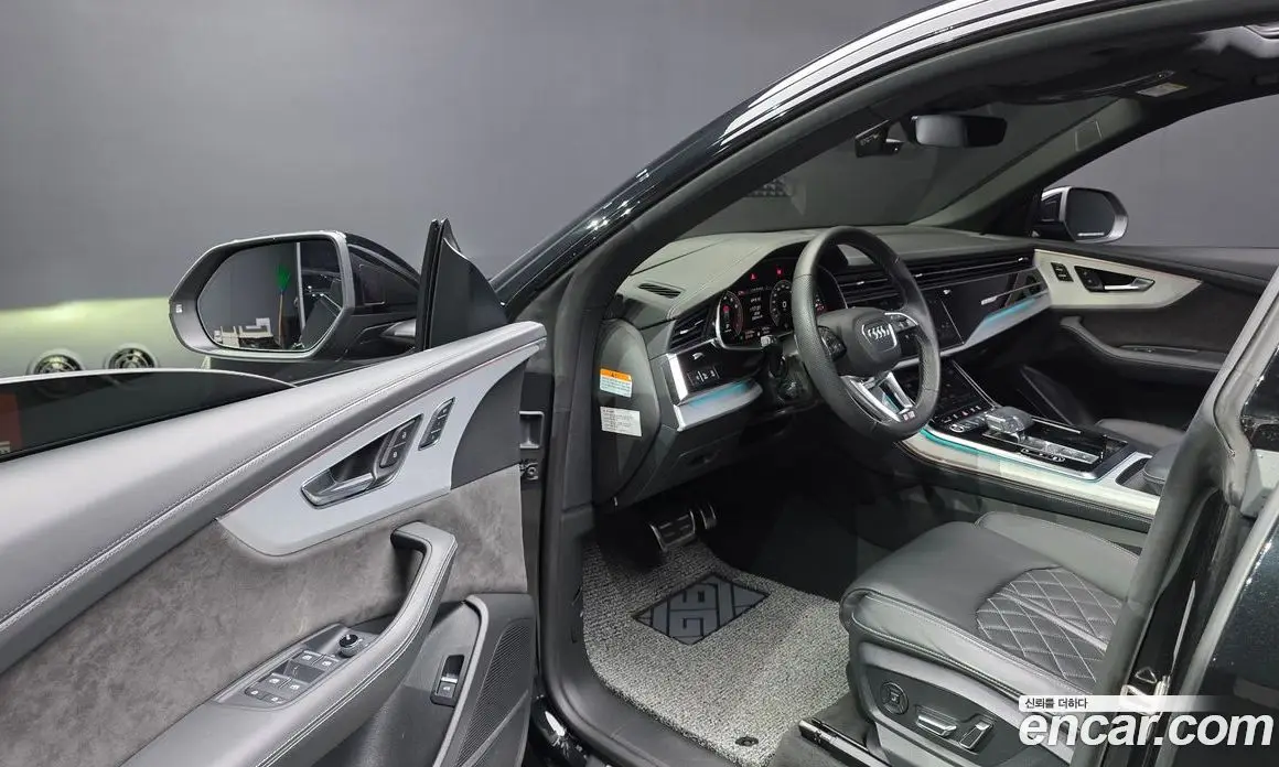 Audi Q8 2022 3.0 автомат (гидро), фото 12