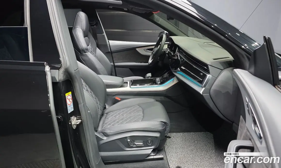 Audi Q8 2022 3.0 автомат (гидро), фото 16