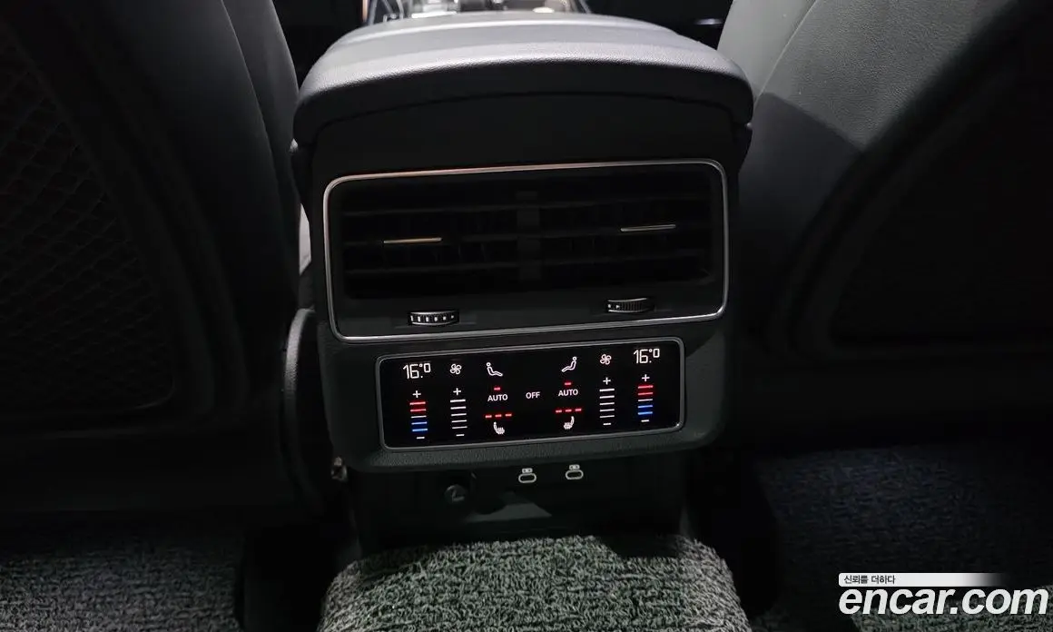 Audi Q8 2022 3.0 автомат (гидро), фото 23