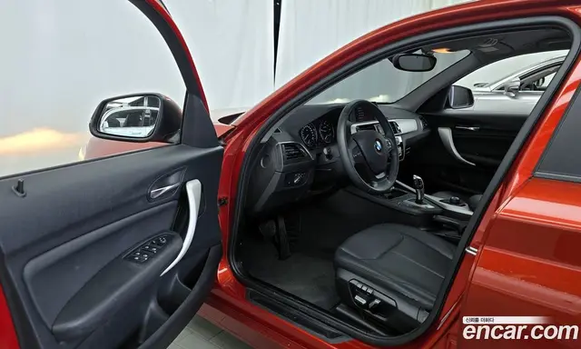 BMW 1 серия 2019 2.0 автомат (гидро), миниатюра 12