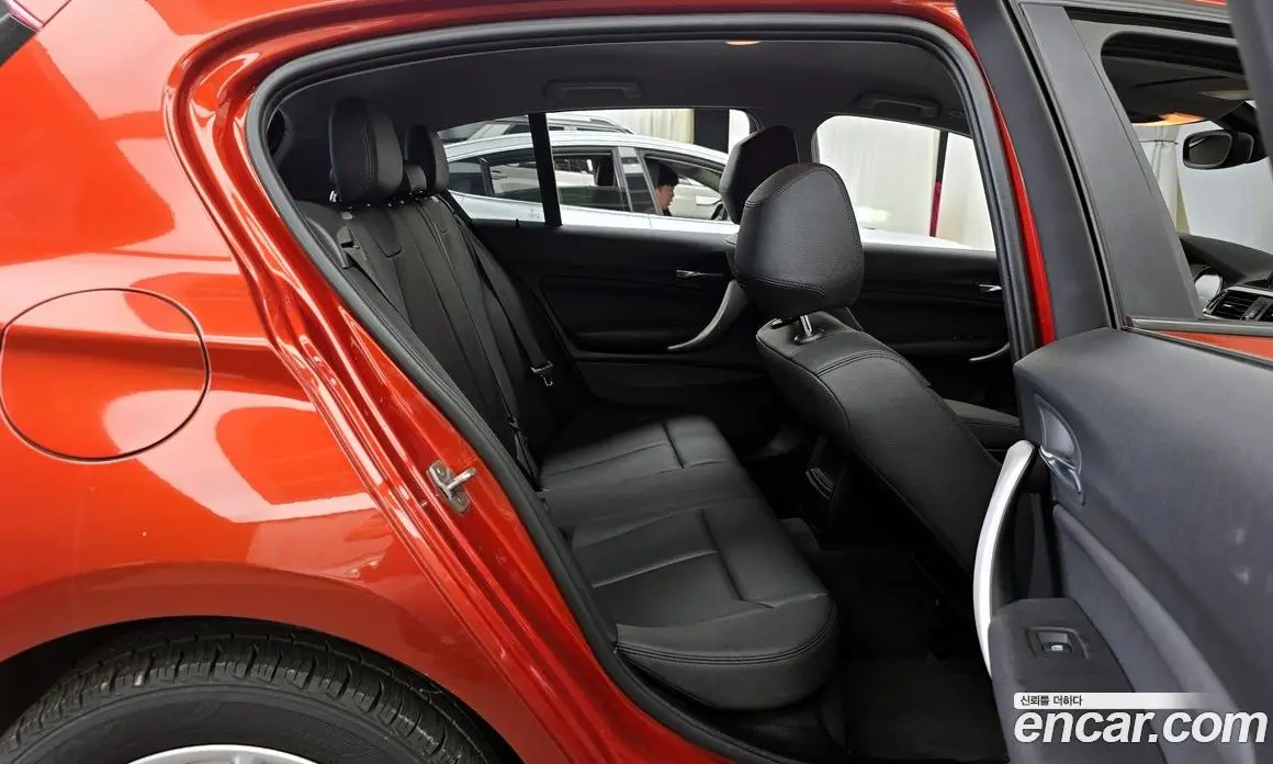 BMW 1 серия 2019 2.0 автомат (гидро), фото 17