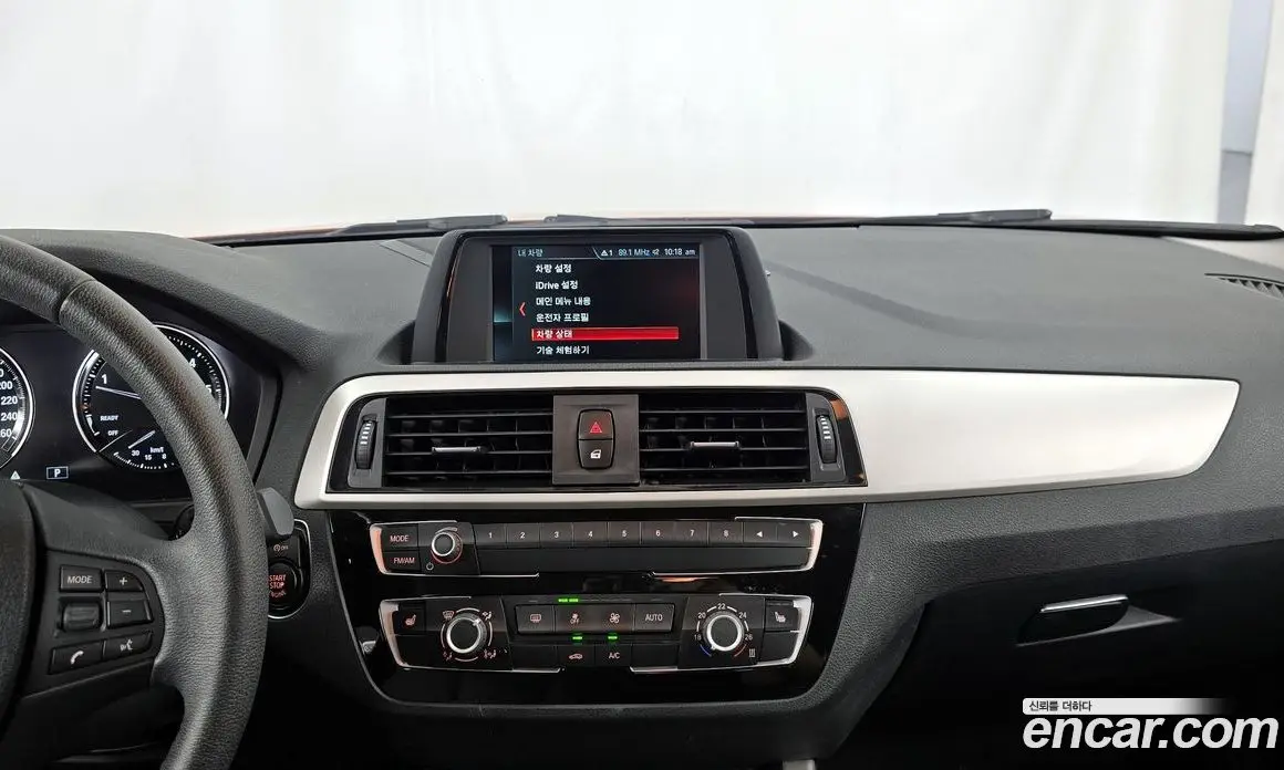 BMW 1 серия 2019 2.0 автомат (гидро), фото 19