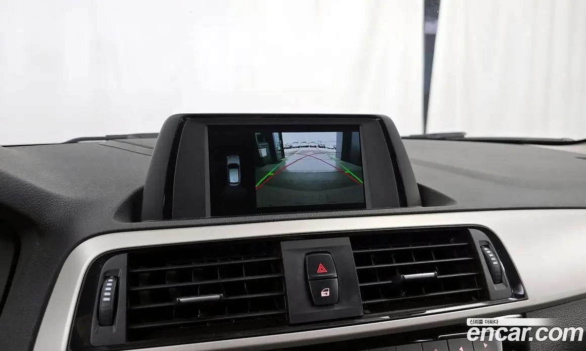 BMW 1 серия 2019 2.0 автомат (гидро), фото 20