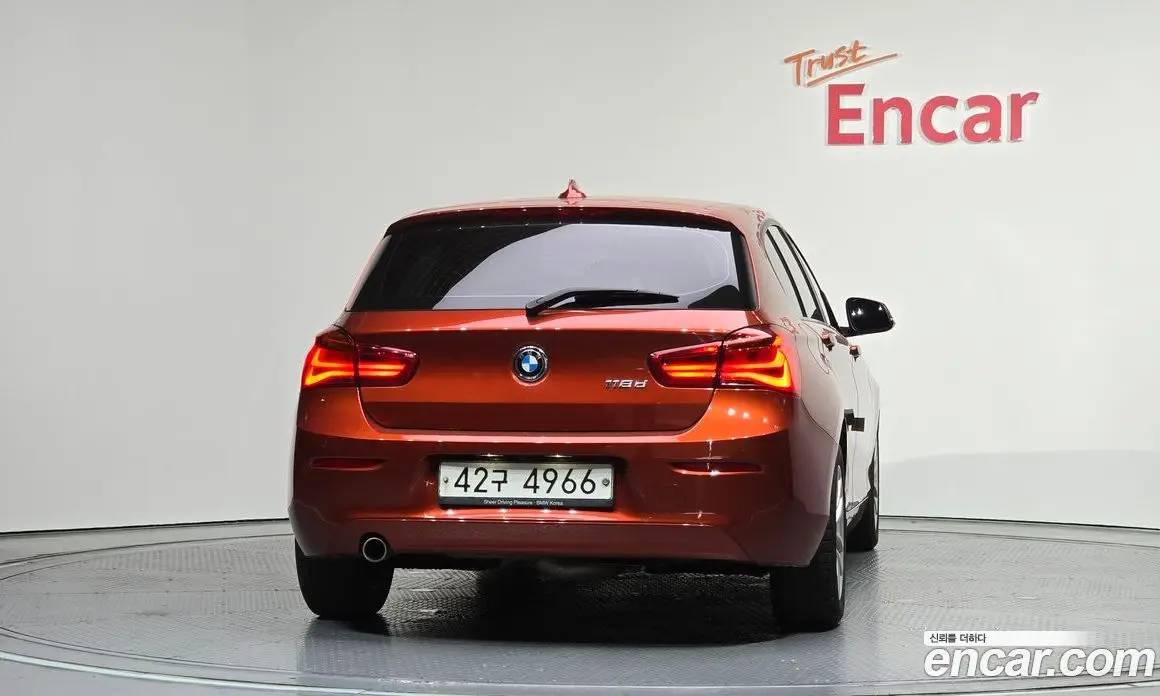 BMW 1 серия 2019 2.0 автомат (гидро), фото 3