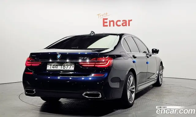 BMW 7 серия 2017 3.0 автомат (гидро), миниатюра 2