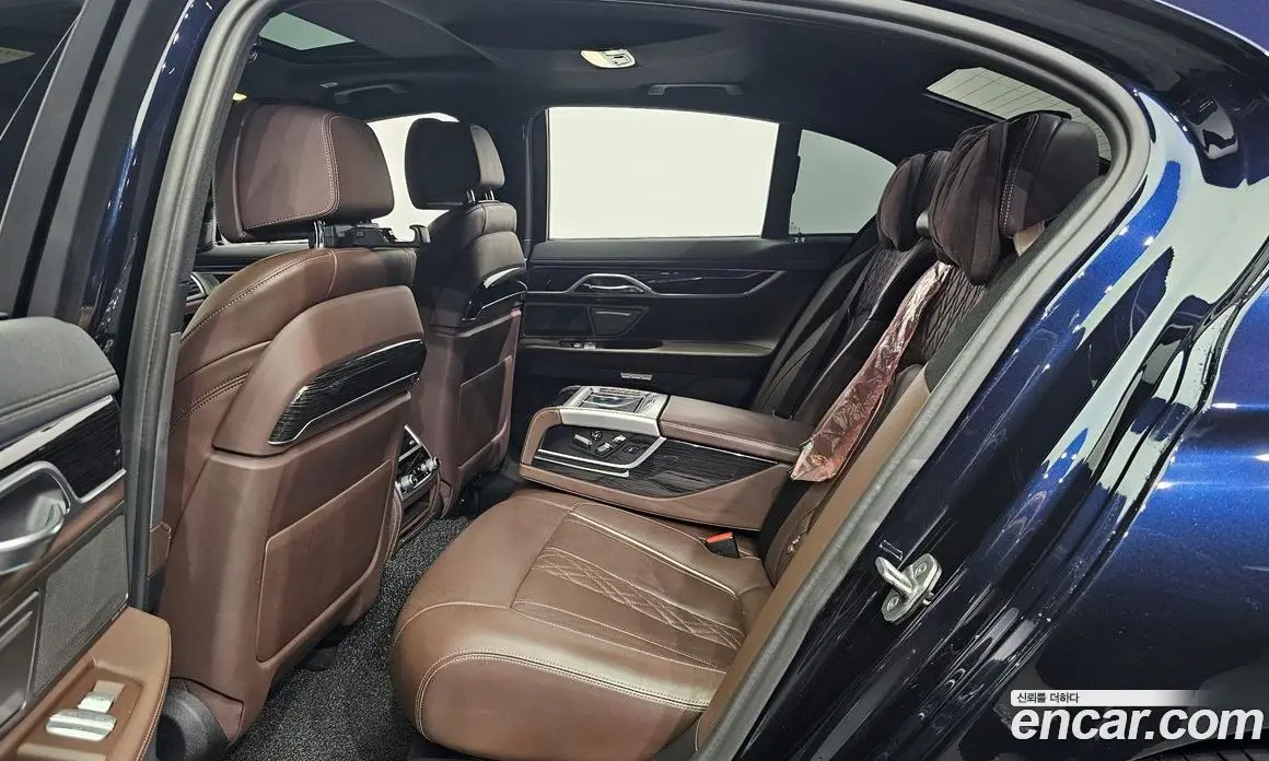 BMW 7 серия 2017 3.0 автомат (гидро), фото 12