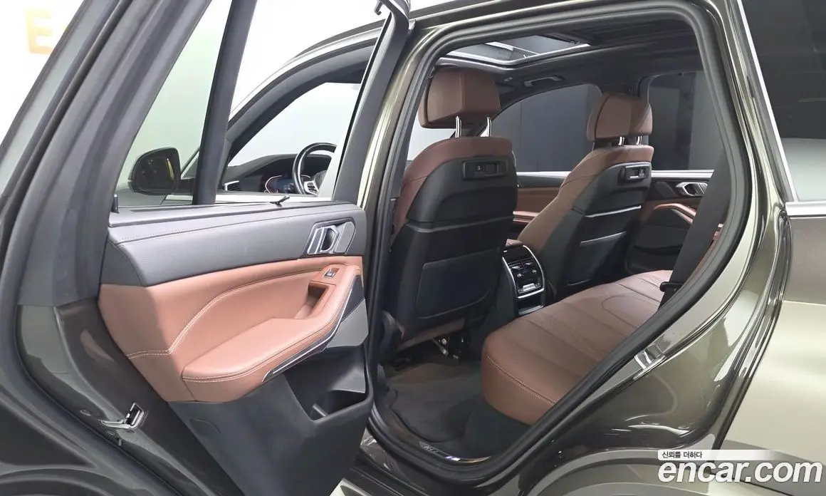 BMW X5 2023 3.0 автомат (гидро), фото 16