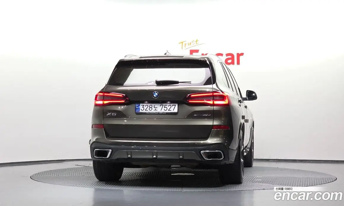 BMW X5 2023 3.0 автомат (гидро), фото 4