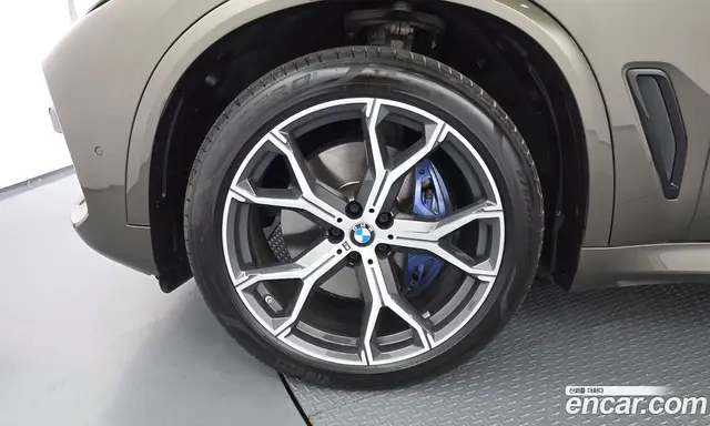 BMW X5 2023 3.0 автомат (гидро), миниатюра 5