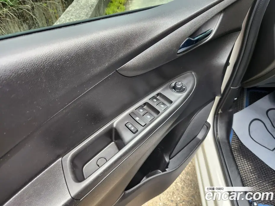 Chevrolet Spark 2017 1.0 автомат (гидро), фото 9