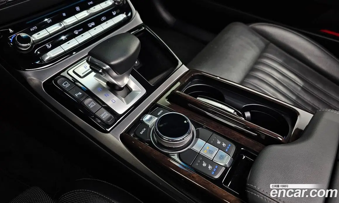 Genesis EQ900 2017 3.8 автомат (гидро), фото 12