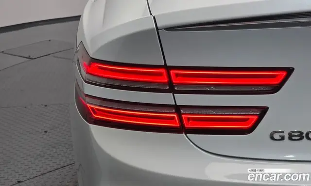 Genesis G80 2025 2.5 автомат (гидро), миниатюра 8