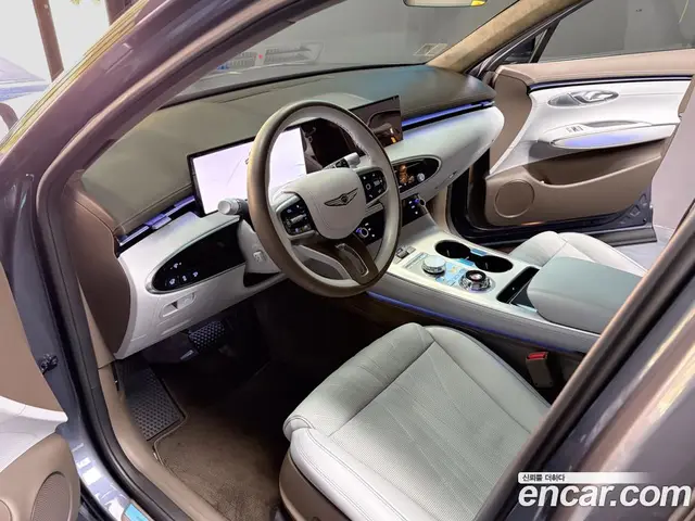 Genesis GV70 2024 2.5 автомат (гидро), миниатюра 4
