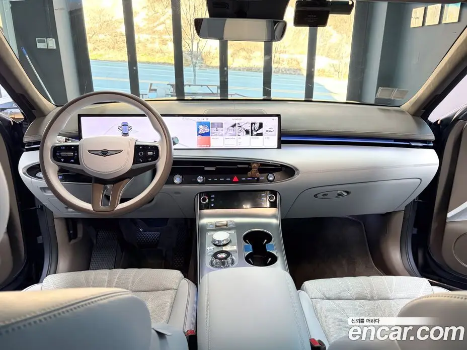 Genesis GV70 2024 2.5 автомат (гидро), фото 6