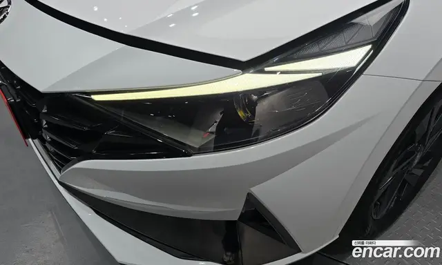 Hyundai Avante 2022 1.6 автомат (гидро), миниатюра 8