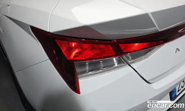 Hyundai Avante 2022 1.6 автомат (гидро), миниатюра 9