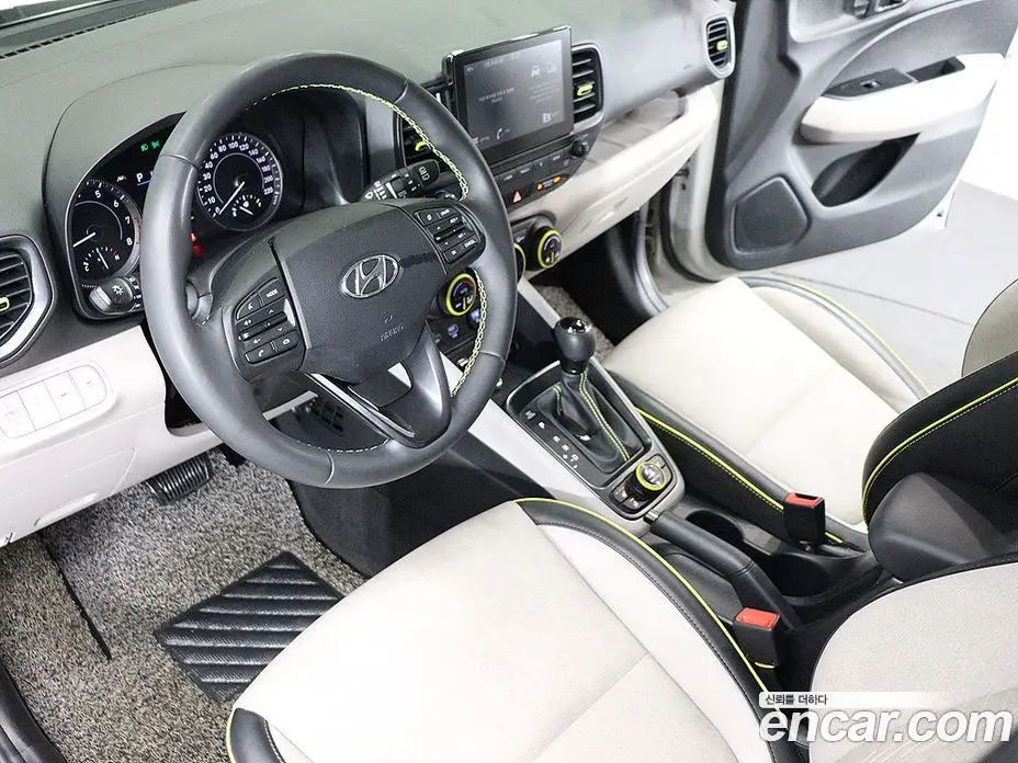 Hyundai Venue 2020 1.6 автомат (гидро), фото 17