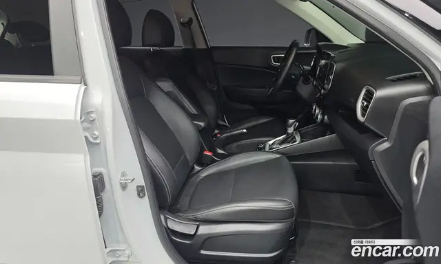 Hyundai Venue 2021 1.6 автомат (гидро), миниатюра 11