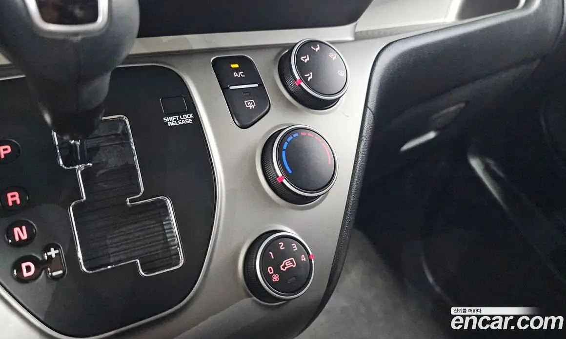 Kia Ray 2019 1.0 автомат (гидро), фото 21