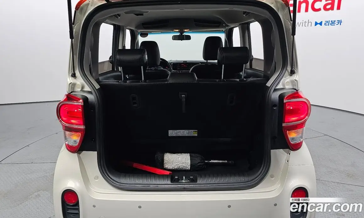 Kia Ray 2019 1.0 автомат (гидро), фото 26