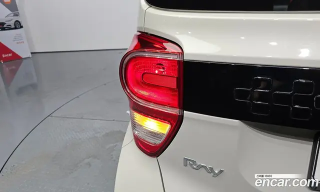Kia Ray 2019 1.0 автомат (гидро), миниатюра 9
