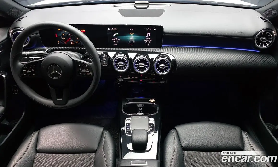 Mercedes-Benz A-Class 2020 2.0 гидро, фото 10 Mercedes-Benz A-Class 2020 2.0 гидро, фото 10