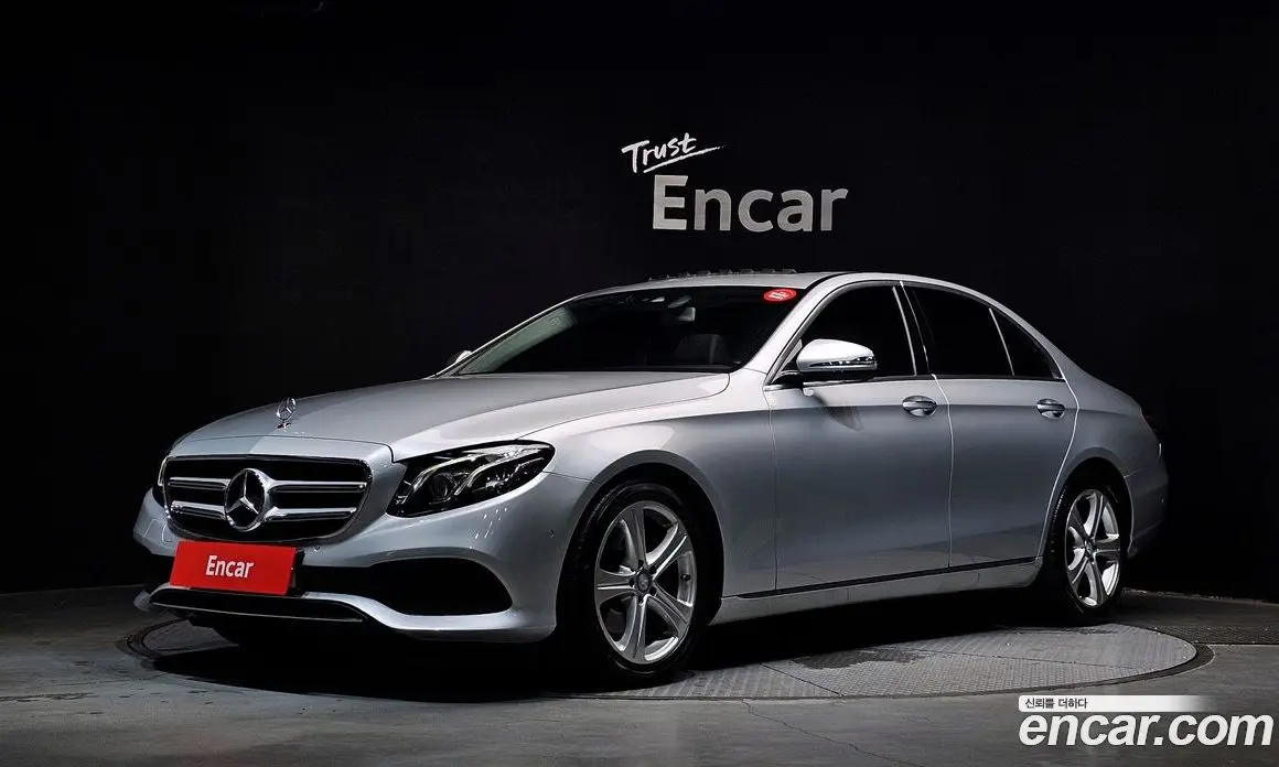 Mercedes-Benz E-Class 2016 1.9 гидро, фото 1 Mercedes-Benz E-Class 2016 1.9 гидро, фото 1