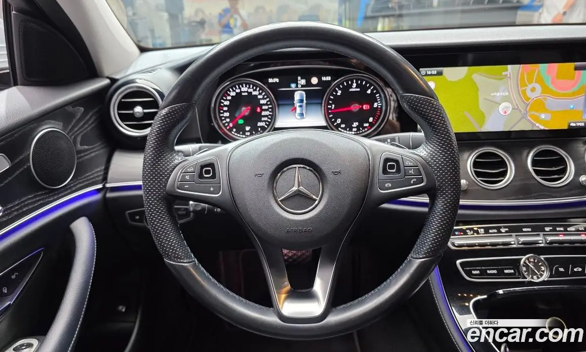 Mercedes-Benz E-Class 2016 1.9 гидро, фото 13 Mercedes-Benz E-Class 2016 1.9 гидро, фото 13
