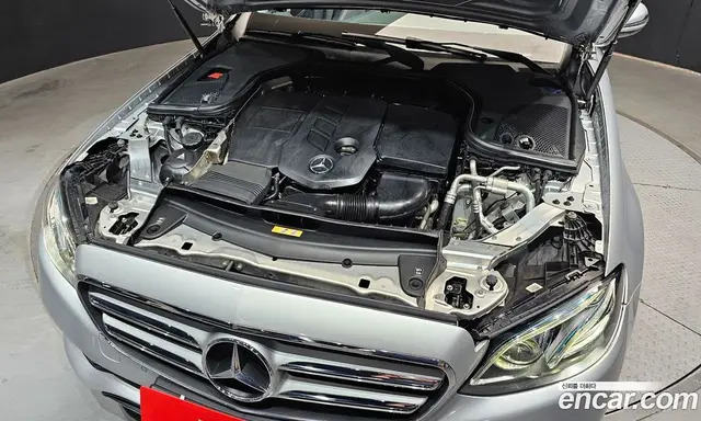 Mercedes-Benz E-Class 2016 1.9 гидро, миниатюра 6 Mercedes-Benz E-Class 2016 1.9 гидро, миниатюра 6