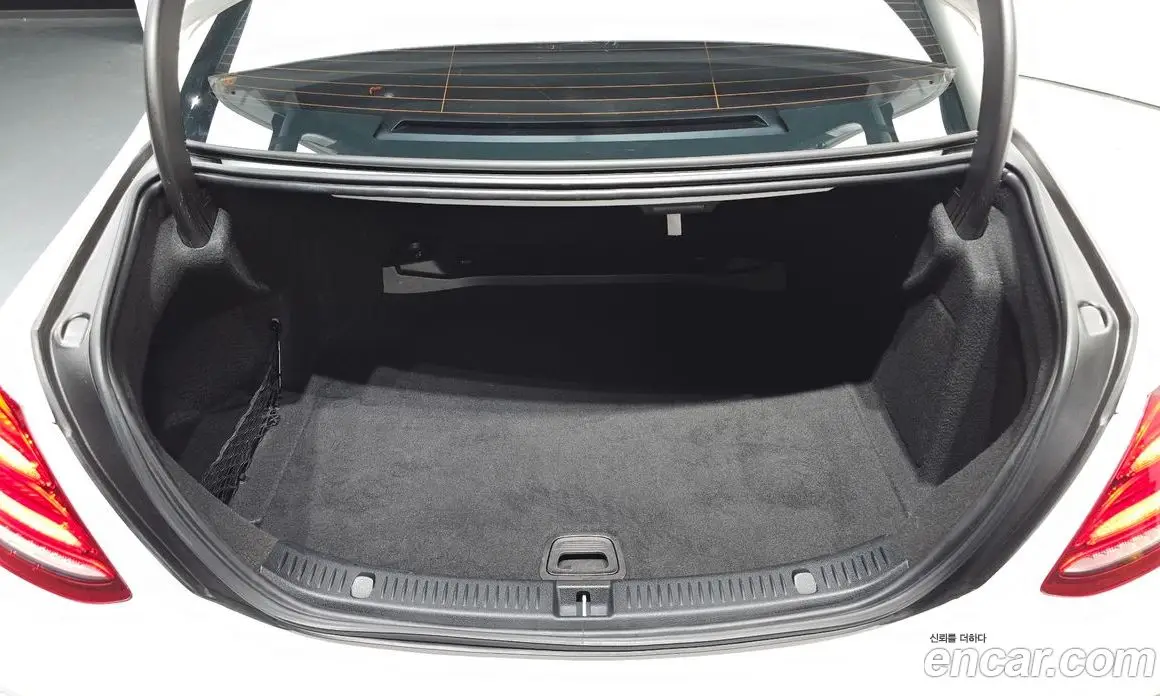 Mercedes-Benz E-Class 2017 2.0 гидро, фото 30 Mercedes-Benz E-Class 2017 2.0 гидро, фото 30