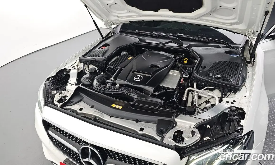 Mercedes-Benz E-Class 2017 2.0 гидро, фото 5 Mercedes-Benz E-Class 2017 2.0 гидро, фото 5