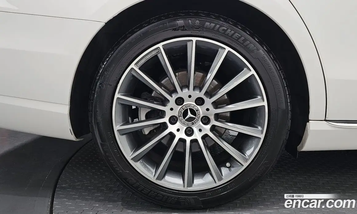 Mercedes-Benz E-Class 2017 2.0 гидро, фото 6 Mercedes-Benz E-Class 2017 2.0 гидро, фото 6