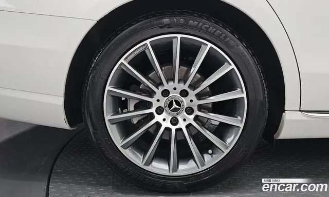 Mercedes-Benz E-Class 2017 2.0 гидро, миниатюра 6 Mercedes-Benz E-Class 2017 2.0 гидро, миниатюра 6