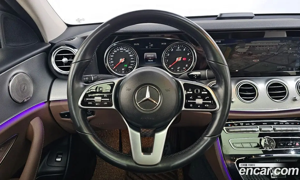 Mercedes-Benz E-Class 2018 2.0 гидро, фото 19 Mercedes-Benz E-Class 2018 2.0 гидро, фото 19
