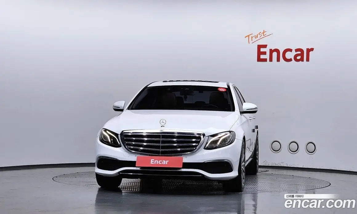 Mercedes-Benz E-Class 2018 2.0 гидро, фото 3 Mercedes-Benz E-Class 2018 2.0 гидро, фото 3