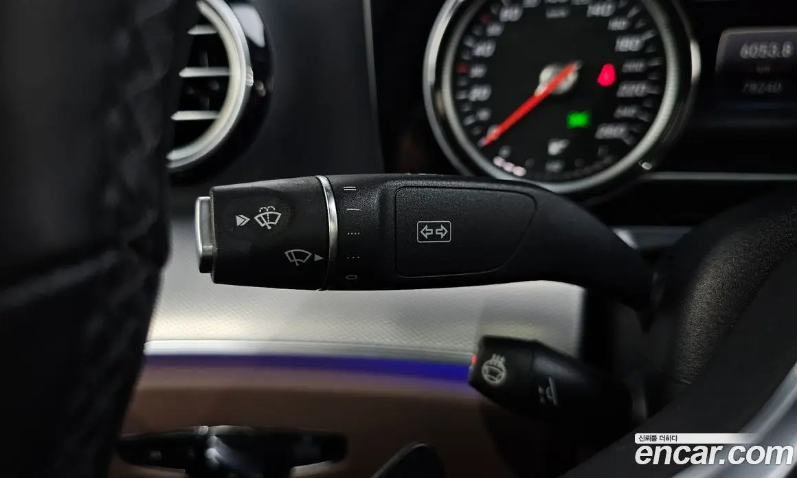 Mercedes-Benz E-Class 2018 2.0 гидро, фото 27 Mercedes-Benz E-Class 2018 2.0 гидро, фото 27