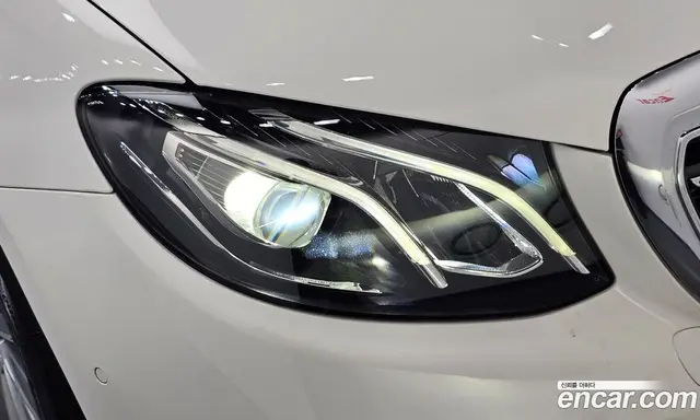 Mercedes-Benz E-Class 2018 2.0 гидро, миниатюра 8 Mercedes-Benz E-Class 2018 2.0 гидро, миниатюра 8