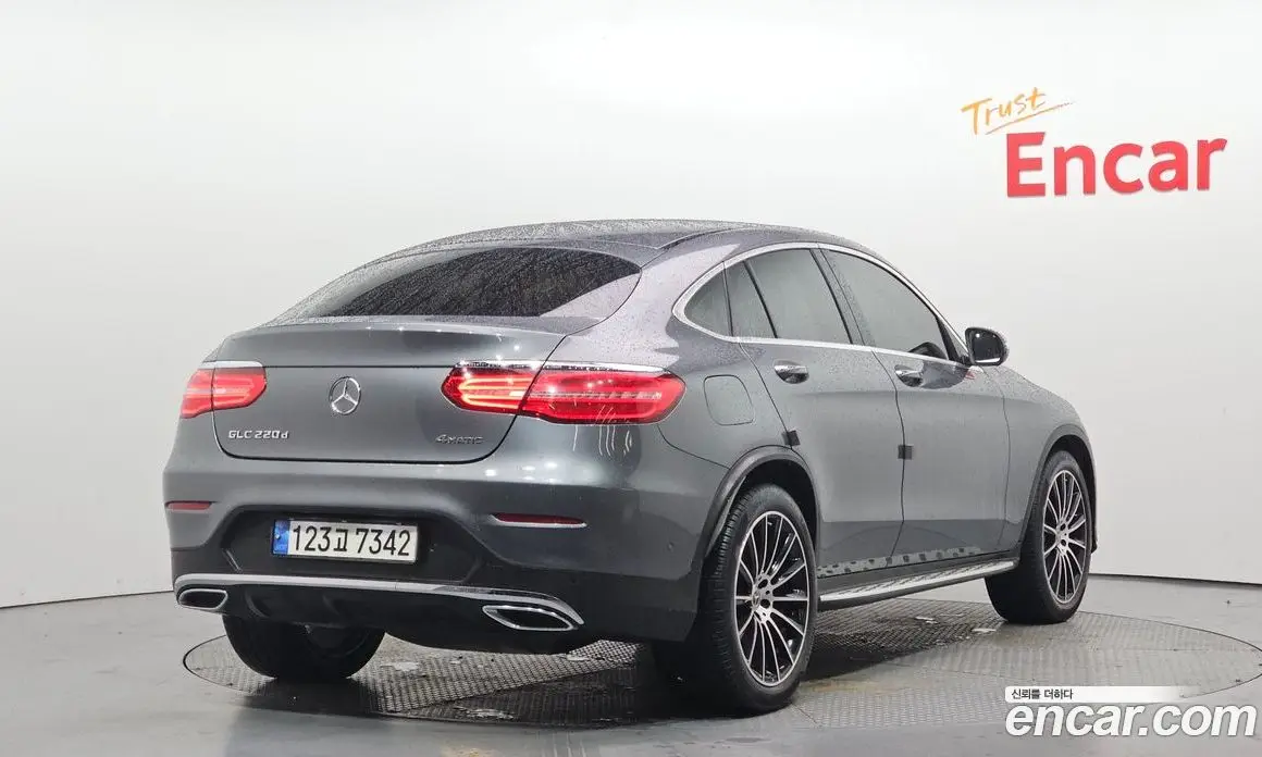 Mercedes-Benz GLC-Class 2017 2.1 гидро, фото 2 Mercedes-Benz GLC-Class 2017 2.1 гидро, фото 2